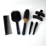 Набор расчесок и заколок Dyson цвета Берлинская лазурь