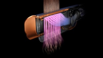 Воздушный поток для разглаживания и выпрямления.